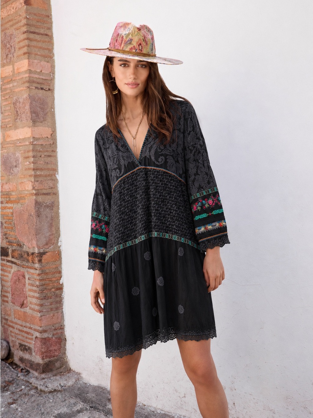 Johnny Was- Black Embroidered Long-Sleeve V-Neck Mini Dress